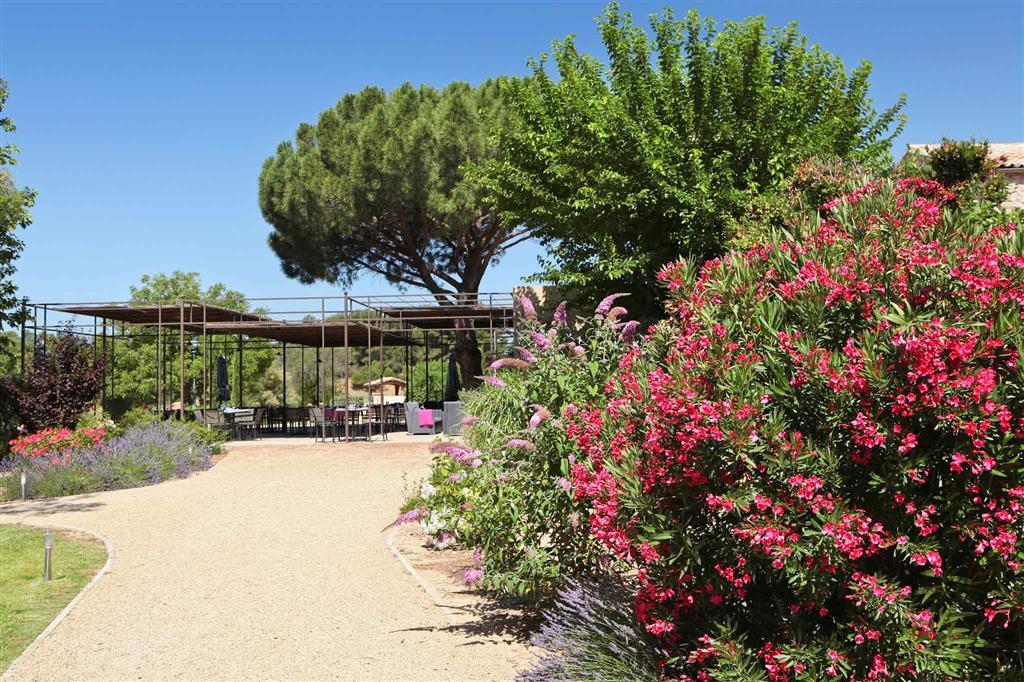 Mercure Aix-En-Provence Sainte-Victoire Chateauneuf-le-Rouge Exterior photo