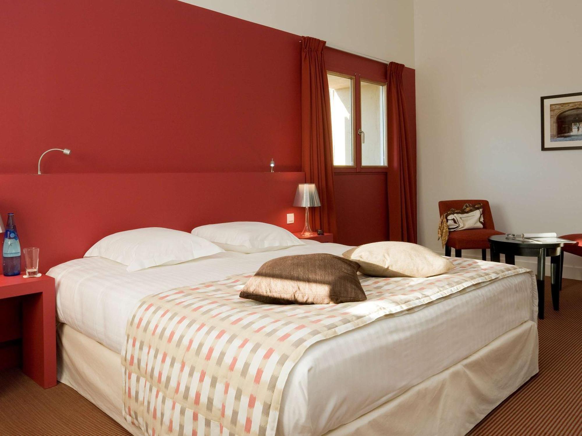 Mercure Aix-En-Provence Sainte-Victoire Chateauneuf-le-Rouge Exterior photo
